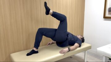 【片脚内側ハムブリッジ】大腿内側後面のトレーニング②の画像